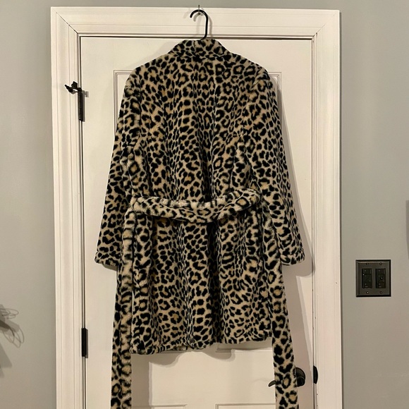 Kate Spade Animal Print Robe - Picture 3 of 4